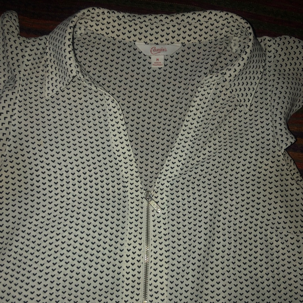 Top - Picture 3 of 5